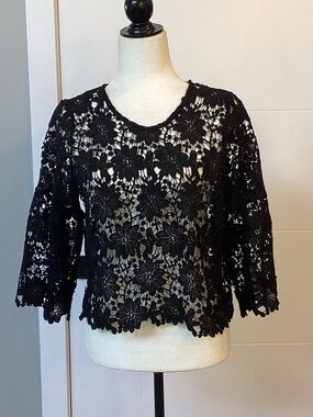 Sans Souci Black Floral Crochet Lace Blouse